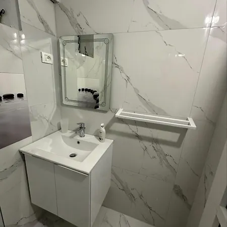 Apartment Retzos Himare